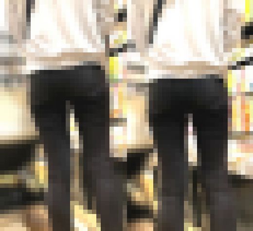 【期間限定】若奥様のぴっちり黒スキニー お尻だけをじっくり密着収録【街中風景066】 サンプル画像1