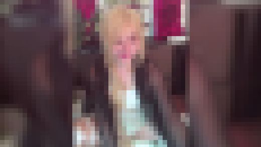 【個撮】金髪美女の男の娘が配信してオナニーする動画 サンプル画像1