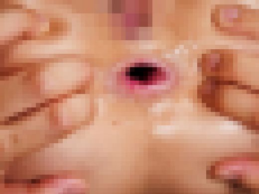 【みたび登場！淫乱人妻】２児の子持ち妻が社用車の中で露出オナニー！ロングディルドと触手ディルドでマンコとアナルの深度調査&３点責　サンプル画像1