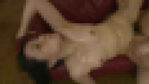 母親のママ友と毎日えっちな事しています。セックス狂いのママ友に一度体を許したら最後！母親が隣の部屋にいても関係なし！セックス狂い　サンプル画像2