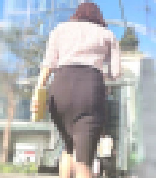 長身エリートOLのデカ尻！骨太エロボディにワガママ巨尻をムニュらせて庶民を誘惑！ 下品なタイトスカート OL編　サンプル画像3