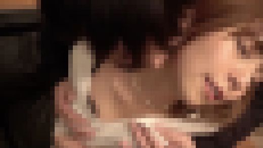 潮吹きセレブ人妻と中出しセックス-1　サンプル画像1