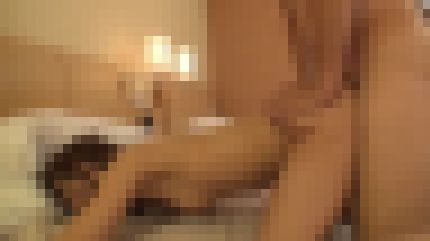 スレンダーで敏感な体をした24歳塾講師が巨根でガンガン突かれ快感に喘ぎまくる サンプル画像3
