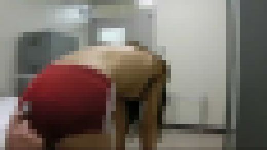 とある学校で起きた驚愕の事件簿!検診と称し次から次へと女子学生の体を弄ぶ偽医師映像 #01 IQPA-044_01 サンプル画像1