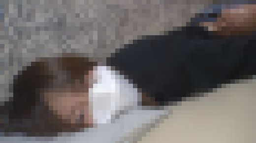 こちょこちょ族 令和版 イマドキ無理無理こそばい関西娘 みき 19歳 ジーンズ編 その2 サンプル画像1