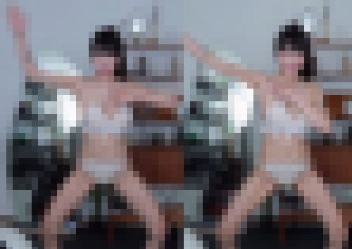 ハロウィーンでライブ乳揺れハプニング　サンプル画像2