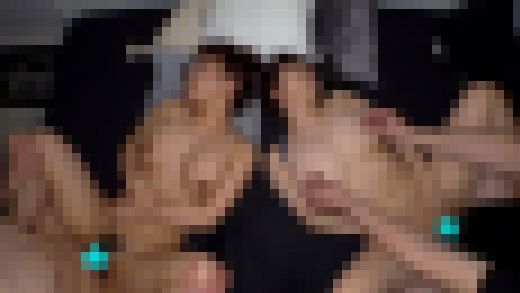 〖奇跡の爆乳コンビPart3ランコー編〗褐色×色白 ゆっくり突いても揺れるＩカップ！並べてネかせて揺　サンプル画像3