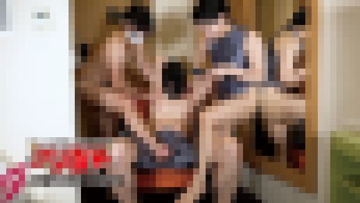 志摩ことり＆のぞみ乳首いびりＭ男くすぐり＆ちんこデコピンちん踏み　サンプル画像1