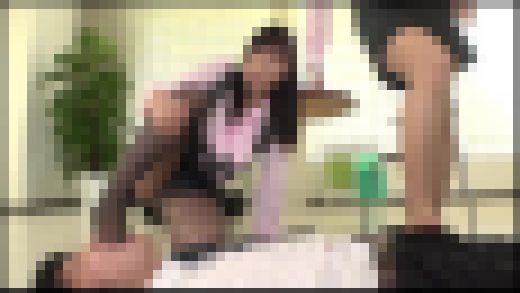 【フリーダム】ブチギレたOLが色々なパンストで脚責め #001 NFDM-487-01 サンプル画像1