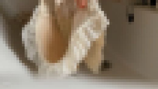 【日常の一コマ自撮り】私のカラフルな下着とシミパン手洗いの秘訣！　サンプル画像1