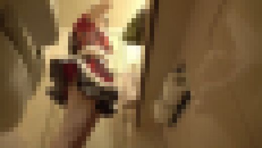 【素人】サンタコス潮吹きパイパン女子とセックス-1　サンプル画像1