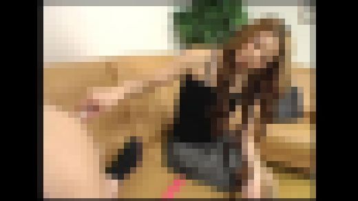 【ジャネス】うだつの上がらないダメ社員に逆セクハラで強○勃起させるサディスティックなOL秘書たち#018 QEDW-006-18　サンプル画像1