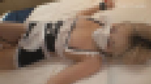 こちょこちょ族　グラドル級の同人モデルは金髪超敏感娘～サード～　すず　21歳　メイド服編　サンプル画像2