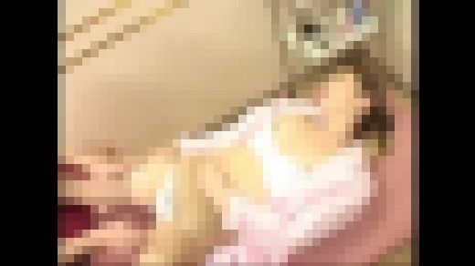 働く熟女達は日頃の不満から性欲が強すぎて我慢できずに男を貪る　Part 1 IQPA-144-1　サンプル画像1