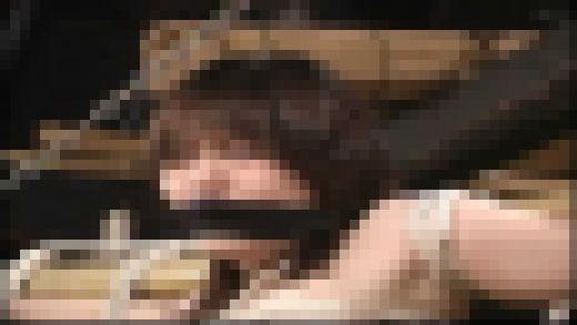 人妻密室監●鞭・蝋燭責め アナル異物責め　Part 1　サンプル画像2