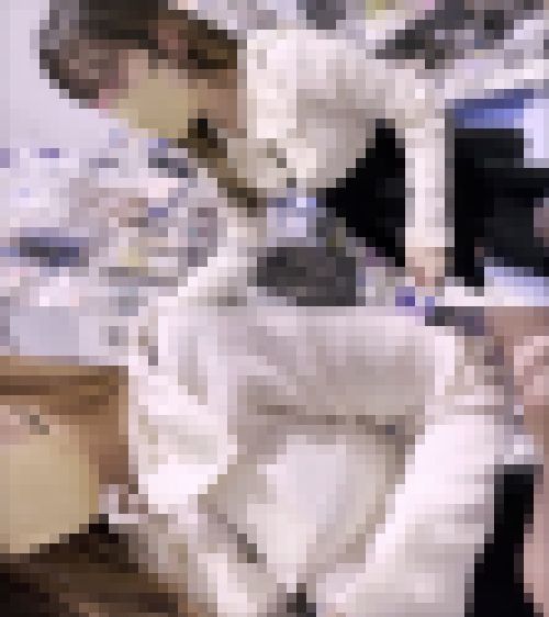 もう1人のお友達のおっぱいも触っちゃいました。 サンプル画像1