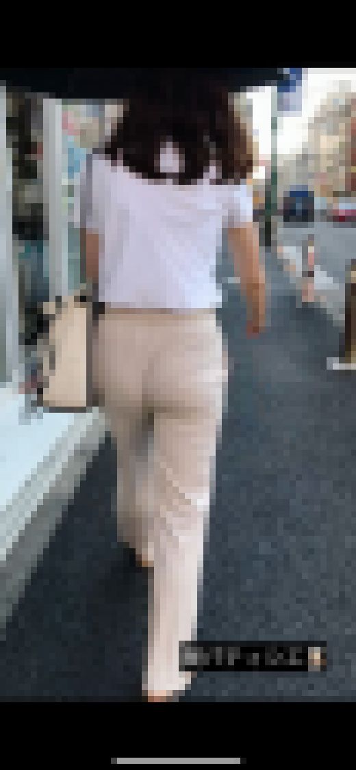 【着衣尻25】上品な若ママ　サンプル画像3