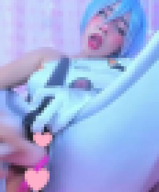 コスプレでアヘ顔を晒してオナニーをライブ配信する美女たち002　サンプル画像3