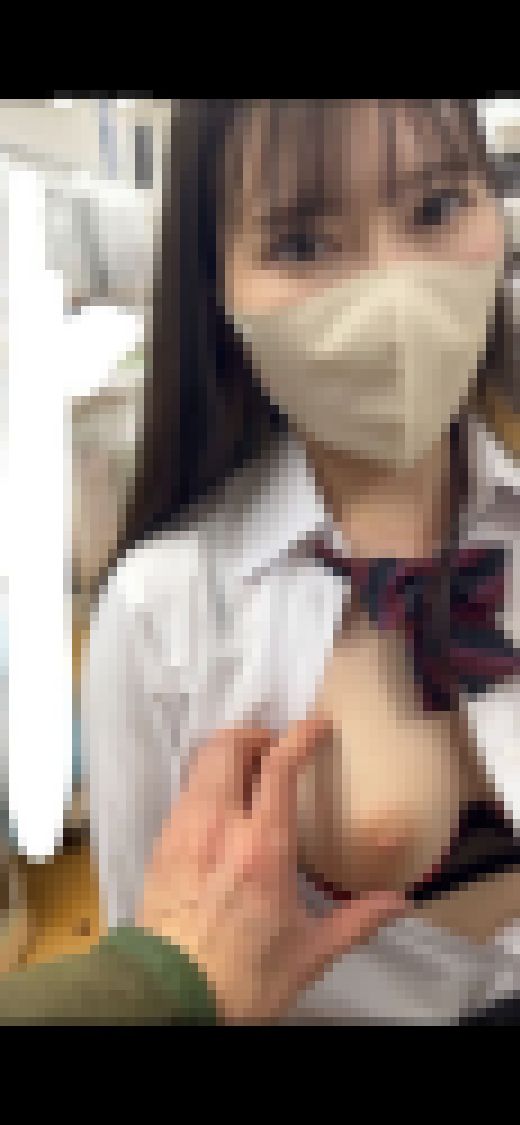 vol.83 (乳丸出しブラ露出、ゼロ距離くぱぁアリ) 激カワ清楚Kのドスケベ下着露出乳首コリコリとくぱぁ連発 サンプル画像3