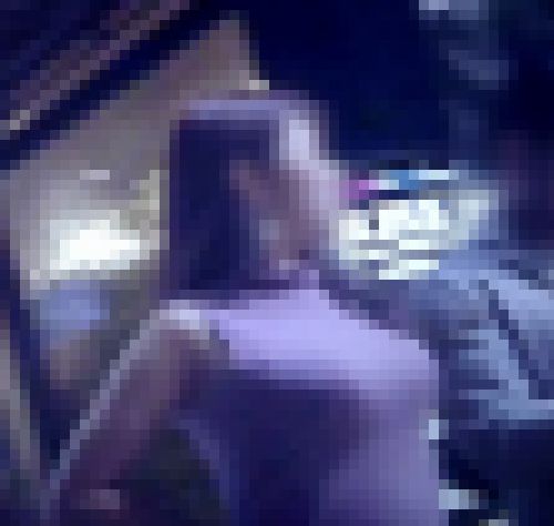 超セクシー美爆乳美女を見つけたよ　サンプル画像1