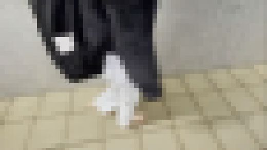 【完全裸足】第41弾！裸足で夜の街中を歩く女性 part1　サンプル画像2