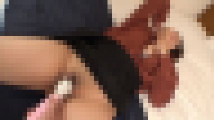 妹想いの27歳OLが初ハメ撮りで久しぶりの挿入に思わず腰が動く　サンプル画像1