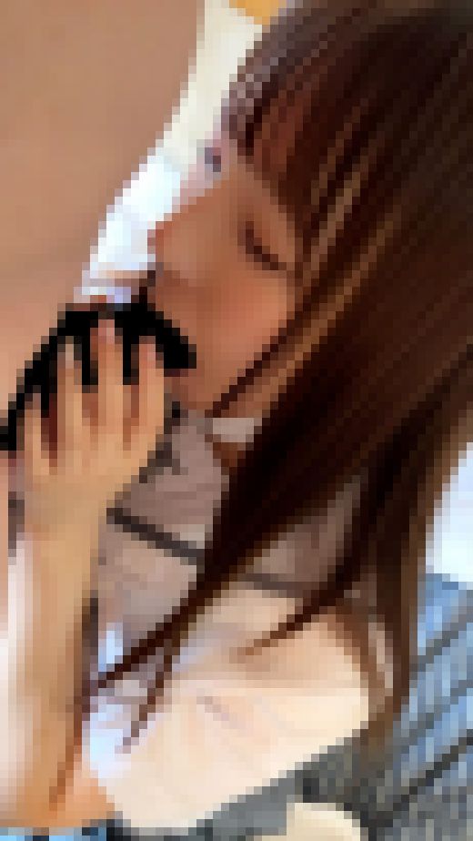 【個人撮影】セーラーマ●コちゃんとの割り切り映像_幼い身体に種付けされる瞬間をお披露目。　サンプル画像2