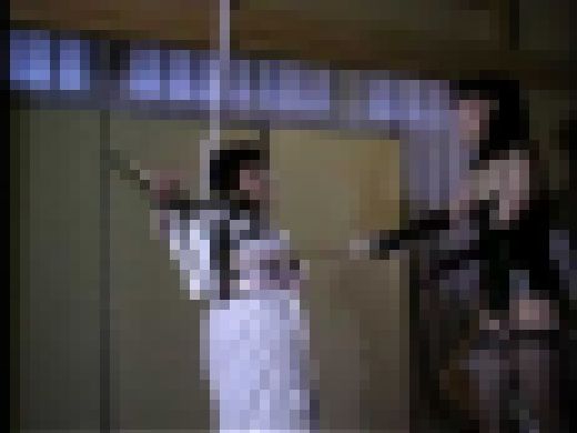 【記録映像】女体実験　人妻電流責め　Part 1　サンプル画像3