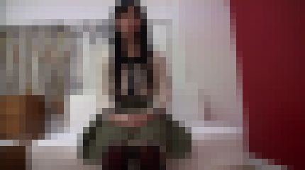 黒髪ロングの20歳フリーターが初ハメ撮りでアソコをビショ濡れにして喘ぎまくる サンプル画像1