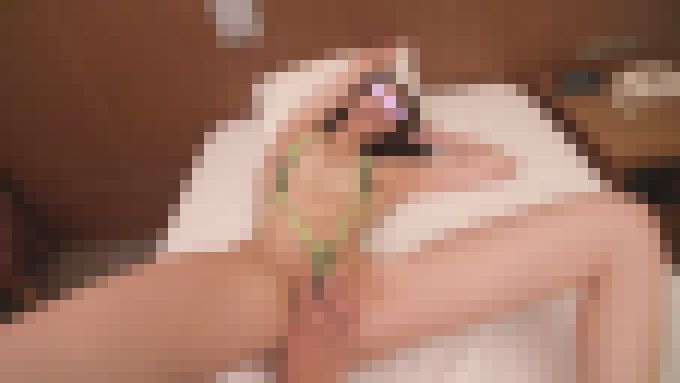 30限定【個人撮影】細身クビレの美ボディJD19歳がマジネタで絶頂３０回以上の異次元イキ！生チンポを挿入されアヘ顔連発の危険な種付けセックス！　サンプル画像4