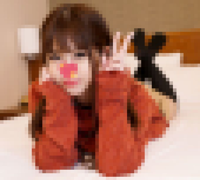 【個撮】激カワ148cmなのに腹筋バッキリなドM看護師！馬並みチンポにイラマきめられキツマンをガン掘りされて笑顔で汁まみれになる過激な個人撮影【販売承諾済み】　無料画像1