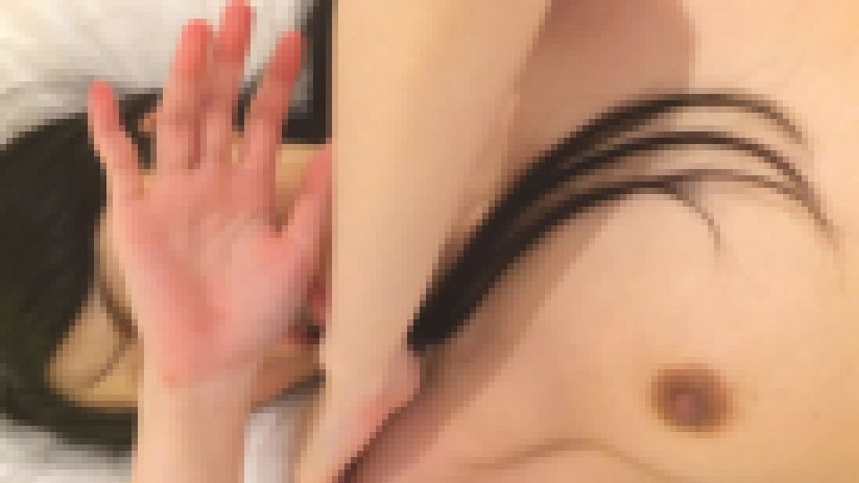 ●6ms限定版●（ガチ）個人撮影 身長170cm カリスマ男装レイヤー 活動の裏でカメコにハメられ♀になる 種付け（流出スマホテ?ータ）　サンプル画像1