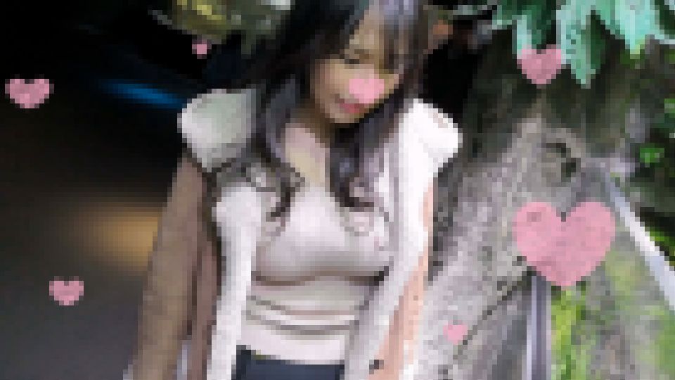 【鬼チンポ x 人妻】個人撮影 34歳 神乳ママかよこさん 欲求不満マンコ×欲求不満チンポ＝ヤバい絶頂。乳房を揺らし交互に巨根をねじ込まれる3P中出し　サンプル画像2