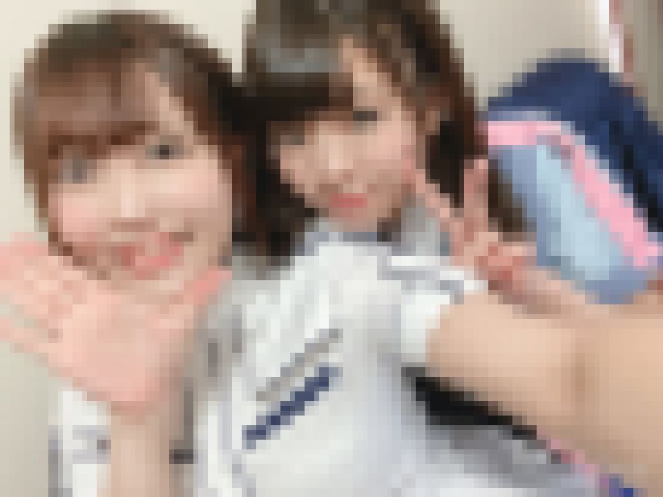 【本物】正真正銘アイドル　お酒好き神乳＆ロリカワで有名な２人組を待ち伏せ！あの子のモロ出しまんこ・おっぱい?マジ潮吹き　痙攣逝きSEX　鬼畜中出し【乱交　サンプル画像1
