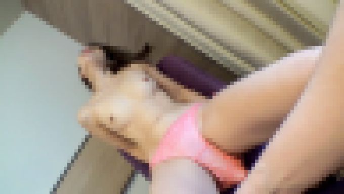 【個人・腹筋】義理弟の肉棒に種付けされるパイパン人妻。野外でも調教され倫理を超えてイキ狂う　無料画像8