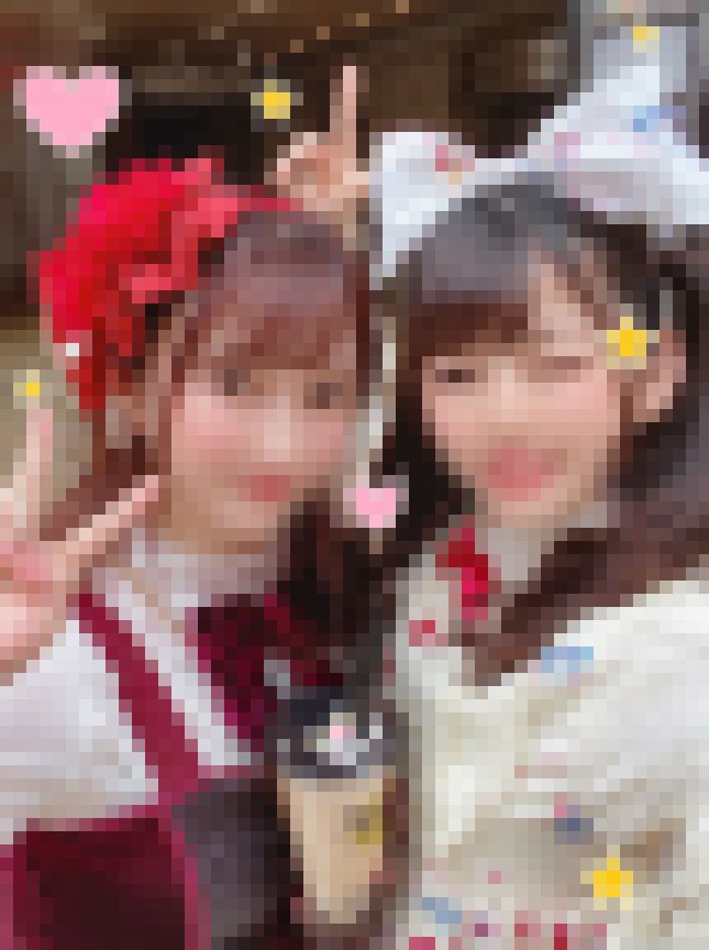 地雷女子×量産女子】都会で見つけたロリかわ天使♀ｘ２☆ツルペタK③＆爆乳ボイン♀を夏ナンパ！地雷系女子のロリ子はチンしゃぶ大好き生挿入の淫汁ドバドバ・乳首ギン勃ち娘。中出しキメたったw【個撮】　無料画像3