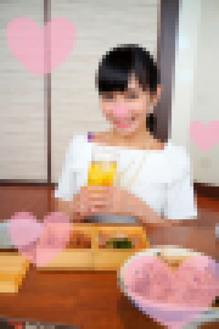 【6ms限定】【４K超高画質動画つき】ミニ系淫乱爆乳人妻と中出し不倫！卒業すぐセレブ婚した若妻は、焦らして膨らんだ巨大生チ●ポを生膣でシゴいて潮吹き絶頂！浮気精子をたっぷり搾り取る寝取られ痴女ビッチと個人撮影　無料画像1