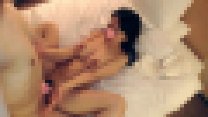 【フィギュア体形Gカップ】鬼〇映画で釣ったマンガ好きテニサーJD★アナル丸見えでジュルジュルチンポ汁に吸い付くスケベ女子とイチャイチャしながら濃厚ハメ撮りSEX　サンプル画像7