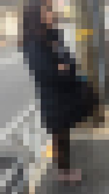 素人パンチラ狩り in お外で撮影会 vol.003 フリーの女性が集まる街 錦糸町で逆さ撮り 女子大生２人《1920ｘ1080 高画質ZIP付き》　サンプル画像4